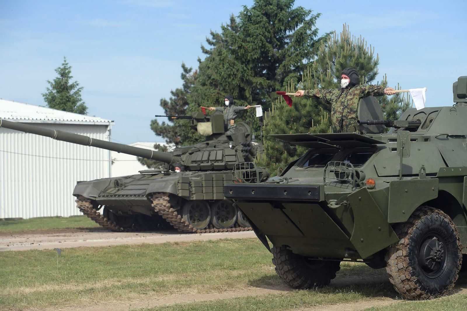 Serbia Prezentuje T 72ms I Brdm 2ms Altair Agencja Lotnicza