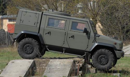 Iveco LMV m65 Гражданская версия